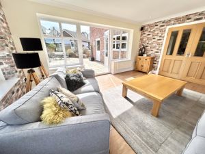 Photo 16- click for photo gallery